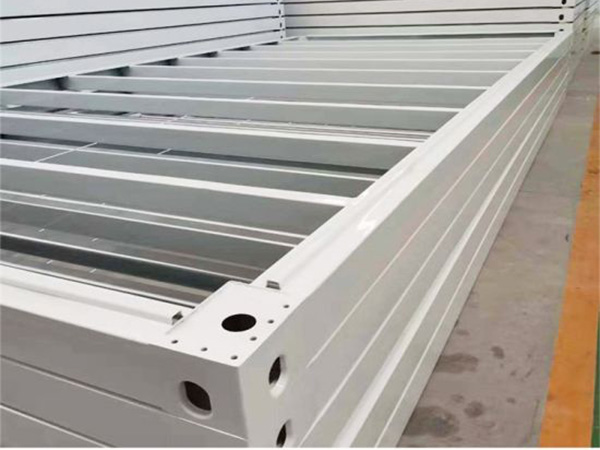 在臨時建筑行業,這就是裝配式打包箱碾壓移動房屋的方式! 裝配式打包箱